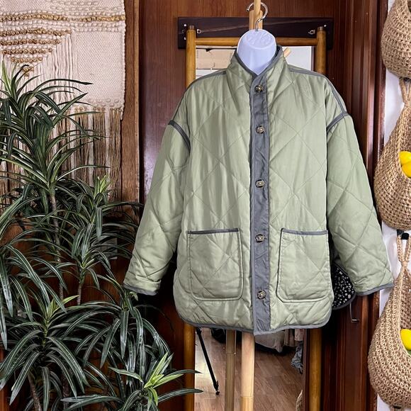 BLANKNYC Reversible Quilted Jacket XS Olive Navy Ditsy Floral Boxy Button Front - Picture 2 of 16